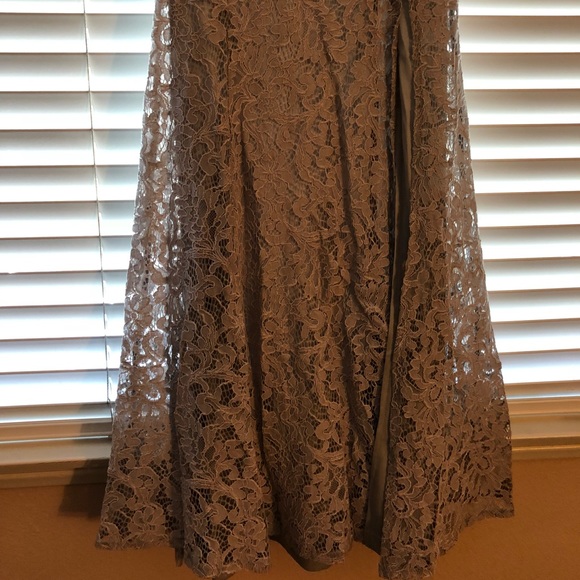 Gray lace long dress - Picture 6 of 6